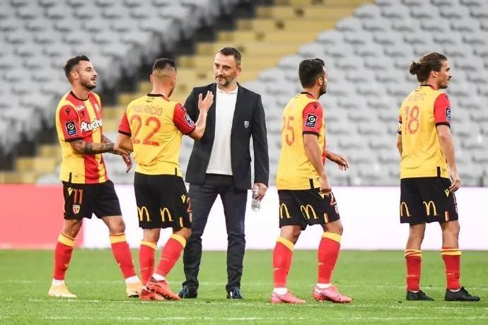  法甲老牌劲旅波尔多遭遇财政危机  